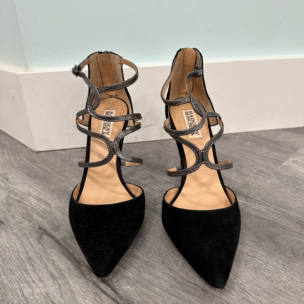 Badgley Mischka suede strappy heels size 7.5